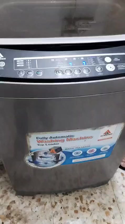 غساله الحافظ ١٣ كيلو تشتغل بس بيها صوت ابيع هلموجود ١٠٠ الف مكاني حي الوفاء شراي اتصلوتساب 
***********
