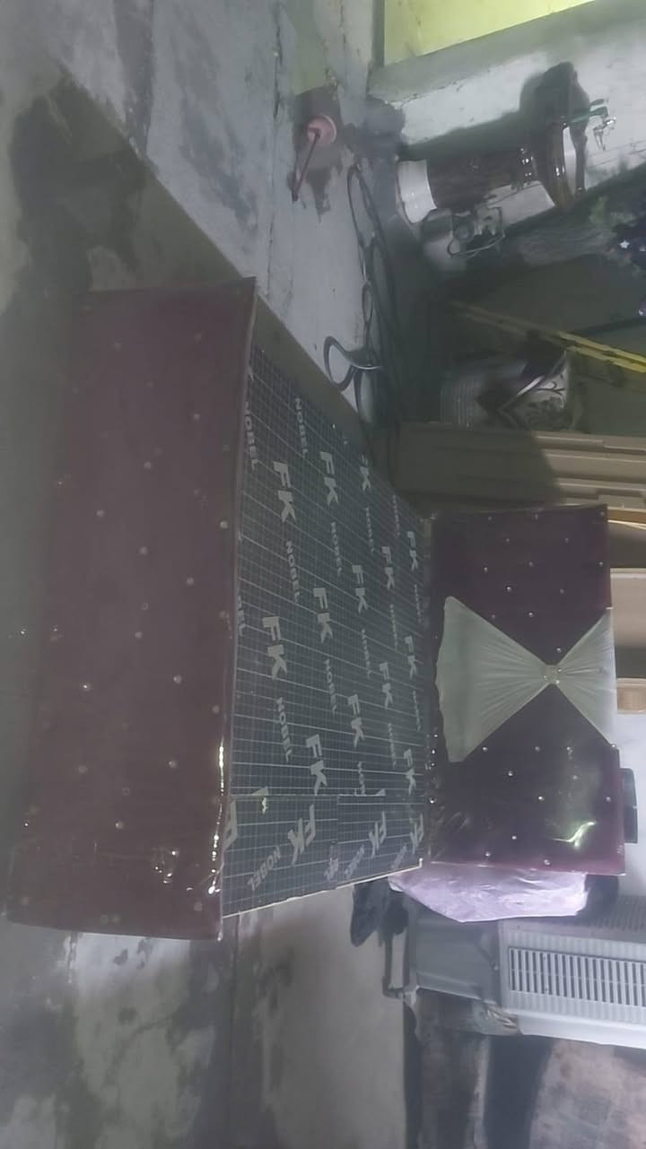 غراض للبيع مستعجله على بيعتهن كلمن وسعره


**إذا كنت صاحب هذا الإعلان وتريد حذفه لأي سبب، رجاءا أرسل رسالة إلى الدعم الفني**
