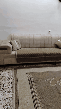 السلام عليكم  ديوان مستعمله نضيفه سعر 400 وبهيه مجال ***********
