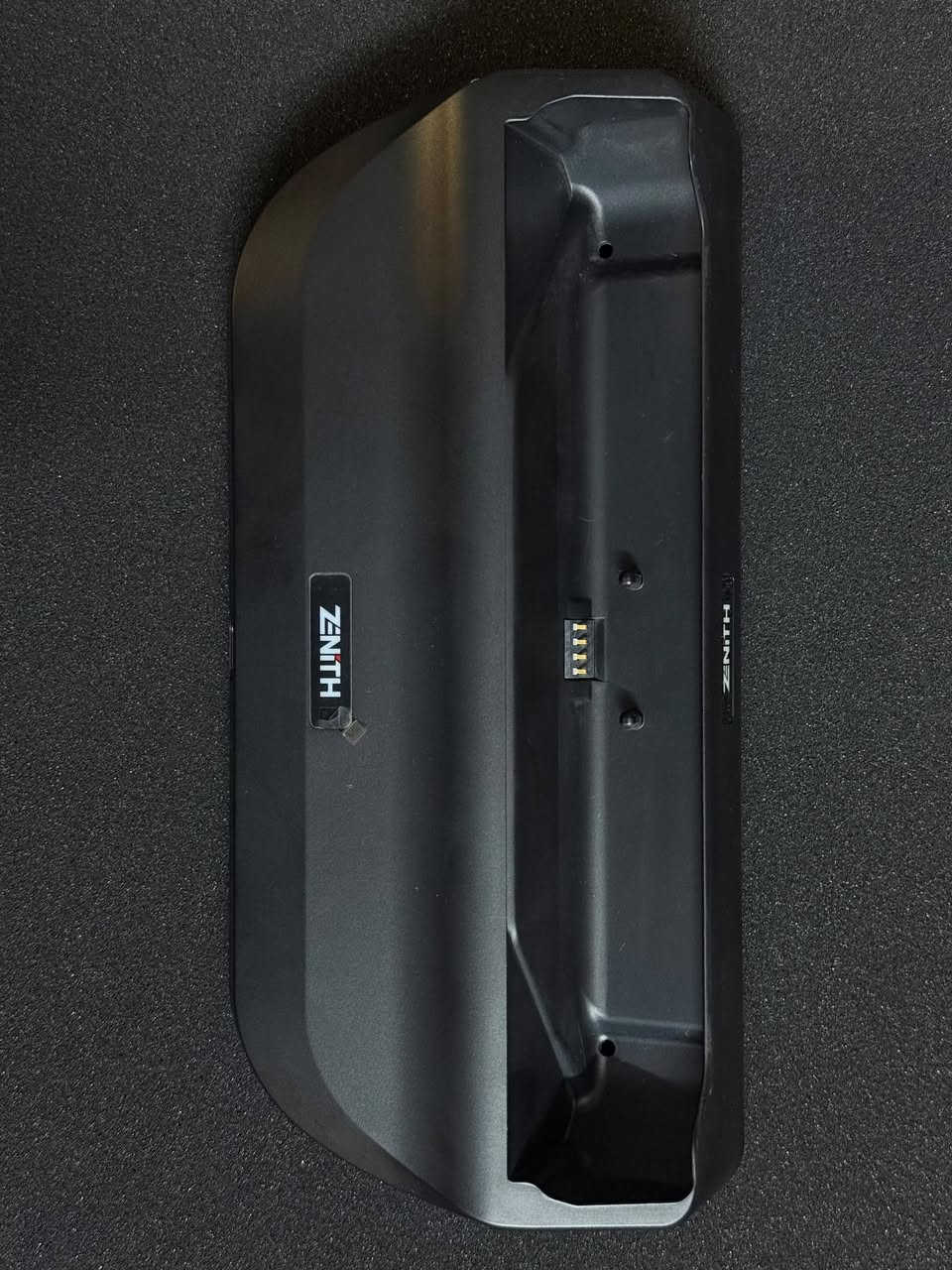 شاحن Zenith Z7 للبيع
الجهاز بحالة ممتازة، ويأتي مع جميع الملحقات الأصلية والحقيبة الخاصة به.


**إذا كنت صاحب هذا الإعلان وتريد حذفه لأي سبب، رجاءا أرسل رسالة إلى الدعم الفني**