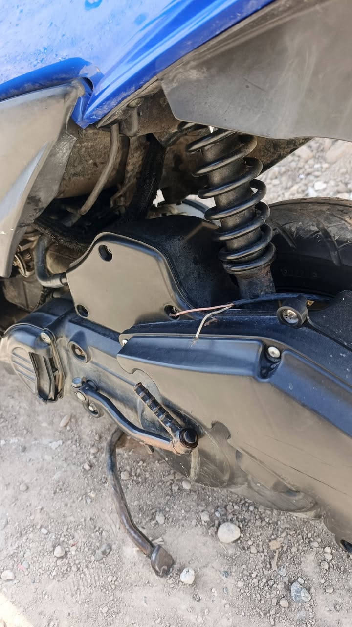 سلام عليكم دراجة ادرس لبيع لفين19دراجة حلوة وناعمة بكان دراجة بغداد رشاد معروضة دراجة 350بيهة مجال رقم***********رقم وتساب ***********
