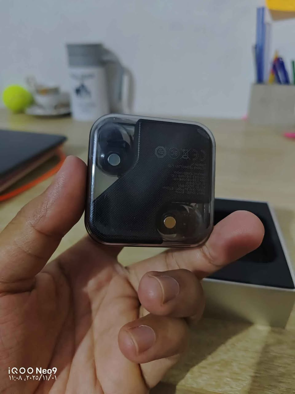 السلام عليكم . سماعات Nothing Ear 1  البريطانية 
تجربة صوت راقيه و مايكات واضحة بالاتصال و الالعاب 
و عزل على اعلى مستوى 
عزل على 3 درجات ،
 نظام تقليل التأخير بالالعاب يعني العب و انت مرتاح 
شحن لاسلكي و ميزة ربط كل سماعة على جهاز 
مستخدمه نظيفه ملحقاتها كاملة السعر 55 الف 
 مع التوصيل  سعر ثابت 

موجود 3  قطعتين باللون الابيض و واحدة باللون الاسود 
مكاني كربلاء حي الغدير شارع المشجر 
*********** كربلاء, العراق
