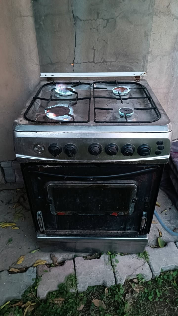 تانكي حديد ثقيل مابي عيب لا زنجار ولا خياس  سعره 65الف
طباخ تركي شرط شغل فرن كامل سعره 40
خاص موجود واتساب اتصال ***********
حجز ماكو
