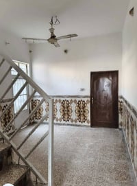 ١٠٠م • طابق ونص • كونكريت مسلح