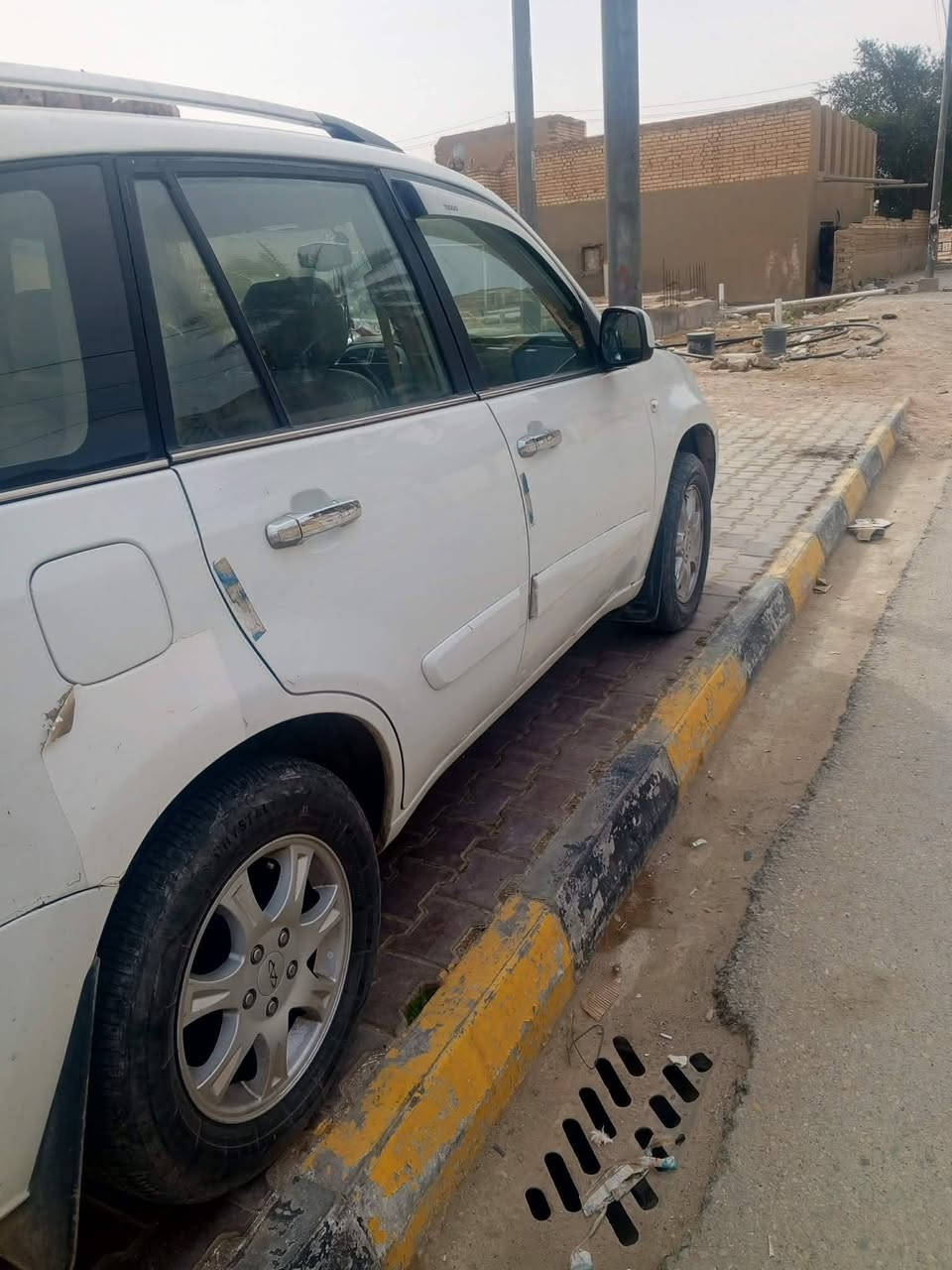 تيكو
موديل 12 شكل 13 گير كهربائي 5 نمر 
فتحة سقف 
شاشه بلازما 
تبريد تدفئه شغال 
تخم تاير جديد 
حدادية جديدة
السيارة جاهزة
لوحات إنكليزي جديد 
رقم واسط 
السيارة نظيفه وخير من الله 
بأسمي وتحويل ثاني يوم 
53 وبيها مجال للشراي 
مكان سيارة كوت الكفاءات 
السونار مرفق مع الصور 
***********
