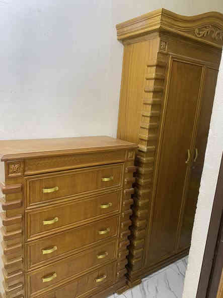 السلام عليكم غراض للبيع غرفة نوم شغل عراقي وتصميم تركي بيبان سلايت وجرارات سلايت شغل درجه اولا مو سوكي امفصلها 4 ملاين وربع رايدها مليونين وتخم تفصال سعره 300 الف نضيف ومابي اي ضرر وميز ابلزمه 50 الف وميز طعام نضيف جدن سعره 100 الف وجربايه اطفال جديده مال امزون سعرها 50 الف وكاونتر المنيم سنكه مرمر نضيف كلش سعره 500 الف وعرباته اطفال جديده ماركه سعرها 60 الف وكاروك بعده بل كارتون مستخدم مرتين سعره 60 الف  وطباخ سعره 100 الف مكاني بغداد الجديدة ***********
