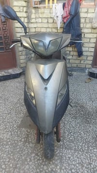 دراجة نارية • للبيع