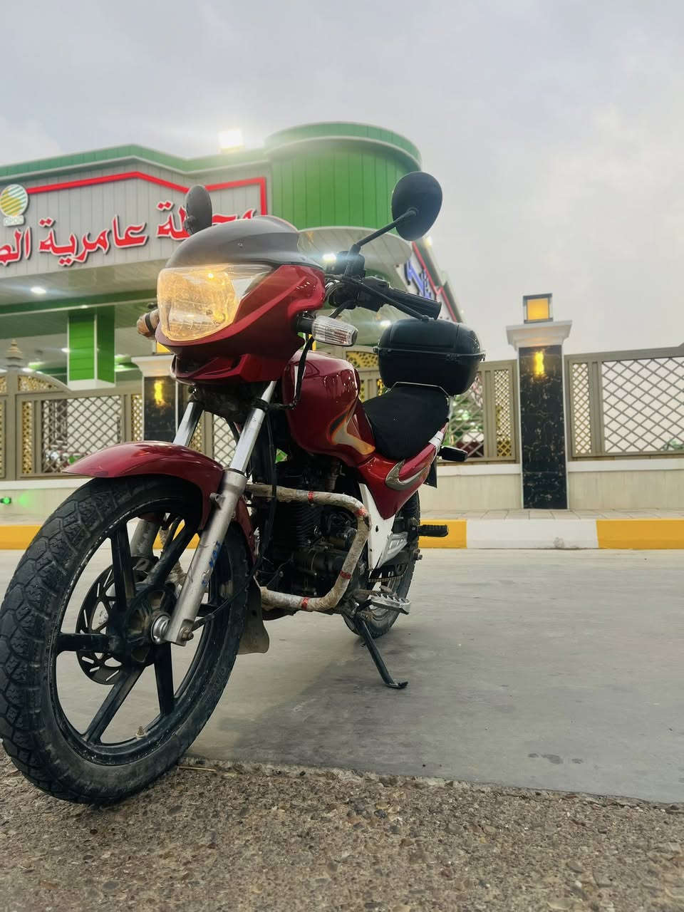 السلام عليكم سايم موديل ٢٠١٩ العنوان الحصي طريق عامريه الفلوجه كله شغال السعر ٦٥٠ وبي مجال الهاتف ***********
