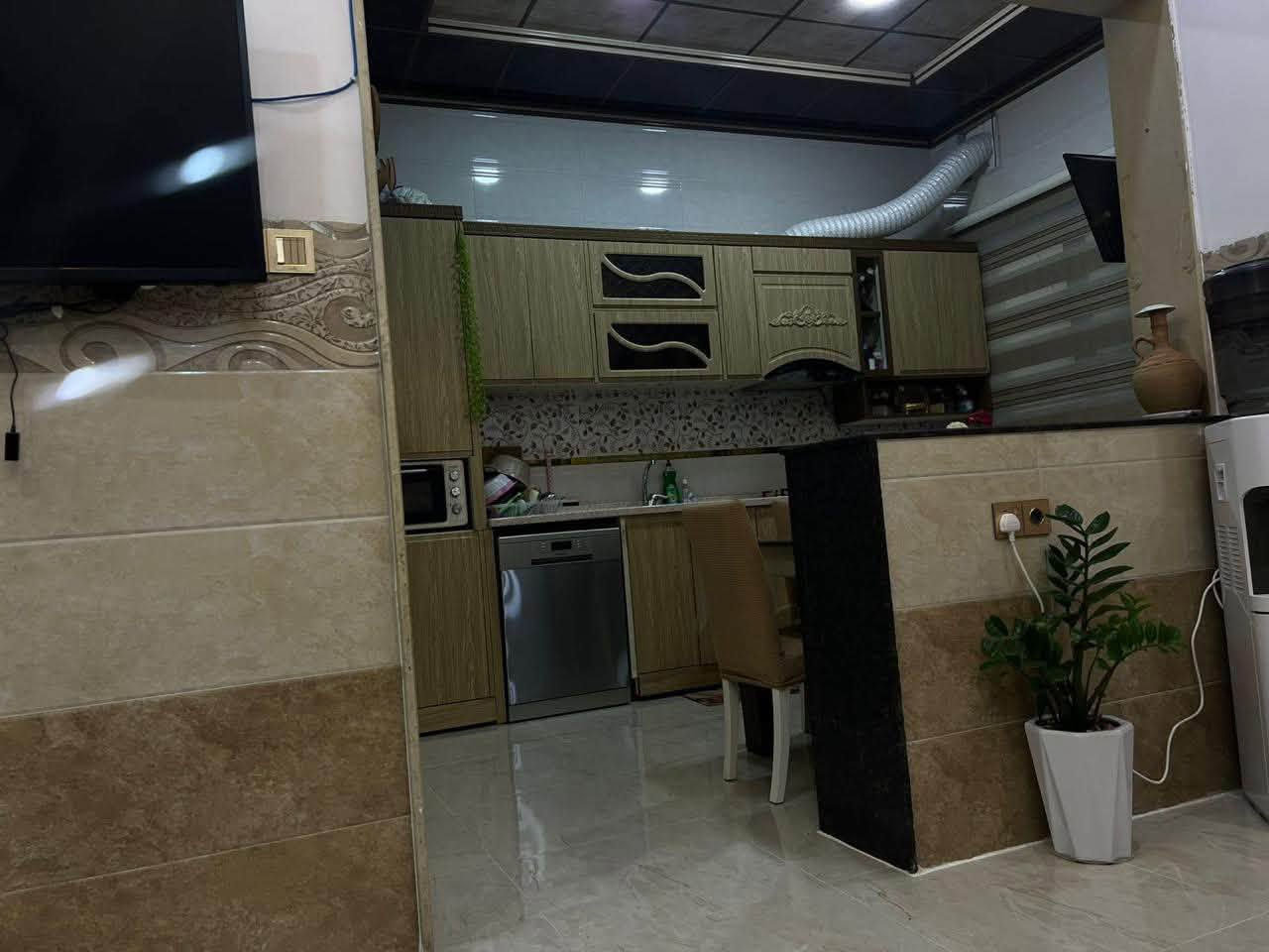 دار للبيع في هيما سيتي الأولى 📍
✅ موقع مميز جدًا
📐 المساحة: 100 م²
🏠 الواجهة: 6.25 متر
طابق ونص غرفتين نوم مع صحيات في ط الاول والثاني 

إذا كنت تبحث عن منزل بموقع ممتاز يصلح للسكن أو الاستثمار، فهذه فرصة لا تُعوّض.

📩 للاستفسار ومعرفة التفاصيل والسعر، يرجى التواصل على الخاص أو الاتصال.
***********
***********

