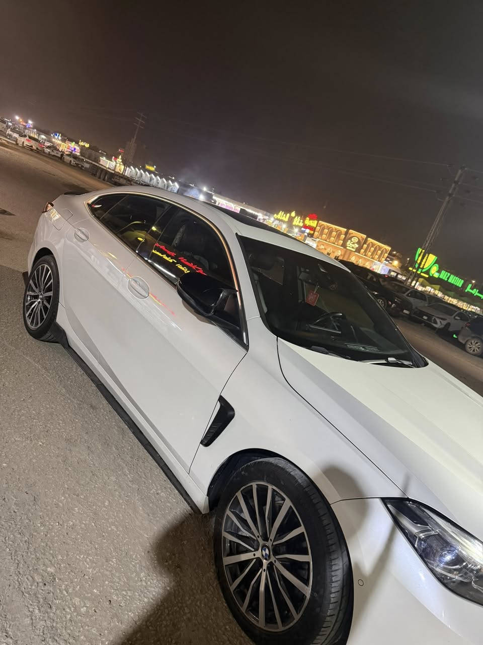 228i  xdrive موديل 2022
السلام عليكم

محرك twinpower turbo2000 
ممشى السياره 63 كم
حادثها مرفق بالمنشور 
محرك وكير مكفول من الفتح واي مشكله
صفر مسج مواصفاتها  فول معروفه الاكس درايف
رقم انكليزي اربيل سنويه لل 2029 ب اسم شركه
سعرها 210$ وبيها مجال بسيط 
مكانها بالنجف 
للتواصل ***********
