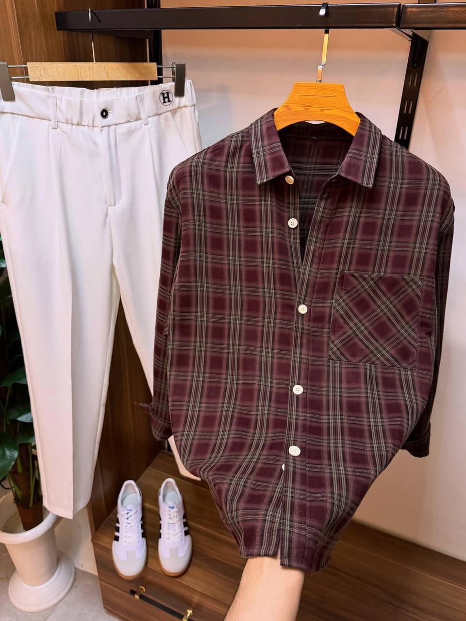 تخفيضات قوية لمدة 5 ايام شباب لحك العروض قوية موديلات هواي متوفره 
 تخفيضات نار واسعار قوية جدا قمصله صارت 20 الف فقط🔥
تراك15 الف خامة زيتي مبطن
بلوز10
هاينك10 
بنطلون جنز قياسات 38+40+42 صار سعره10 الف فقط
بجامه قديفة ثكيل10 
قميص كاروهات بهاري15
قميص قديفه15
هودي15
ستره 30 الف 
وبعد اكو هواي موديلات مناشريه شرفونه وبيكم خير وتدللون 
العنوان العزيزية   شارع الخليج ازياء المقدام مقابل سيزر مول


**إذا كنت صاحب هذا الإعلان وتريد حذفه لأي سبب، رجاءا أرسل رسالة إلى الدعم الفني**