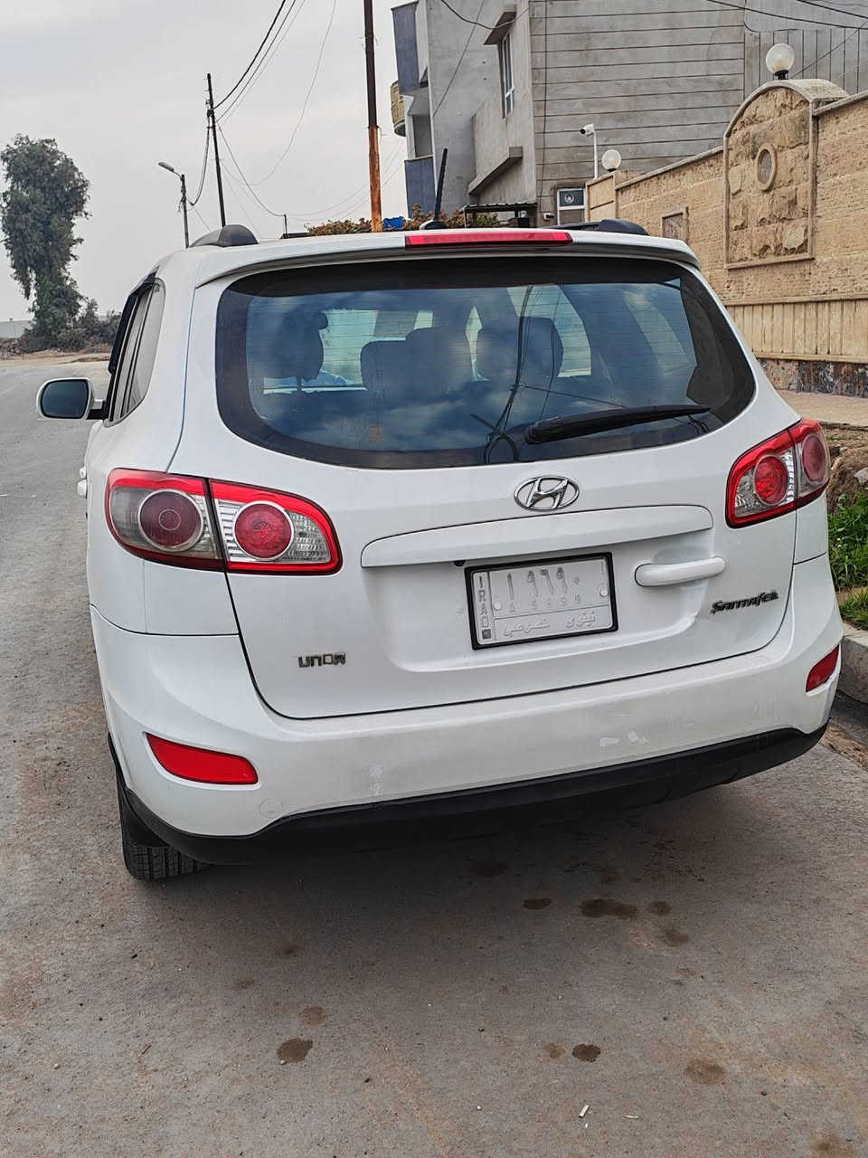 للبيع نقد فقط
سيارة للجناي  سنتافي 2011 وارد أمريكي 

رقم نينوى مميز تحويل او وكالة ثاني يوم 

ماشية 130 الف ميل 
 محرك  4 سلندر 2400
ضررها جاملغ اليمين صبغ  

وربع بوند 

محرك مفتوح رواجز 

سيارة نظيفة طخم تايرات جديد 

بطارية جديدة

السعـر 145 وبيها مجال 

للتواصل  الاتصال على ***********

المكان - موصل - حي الطيران
