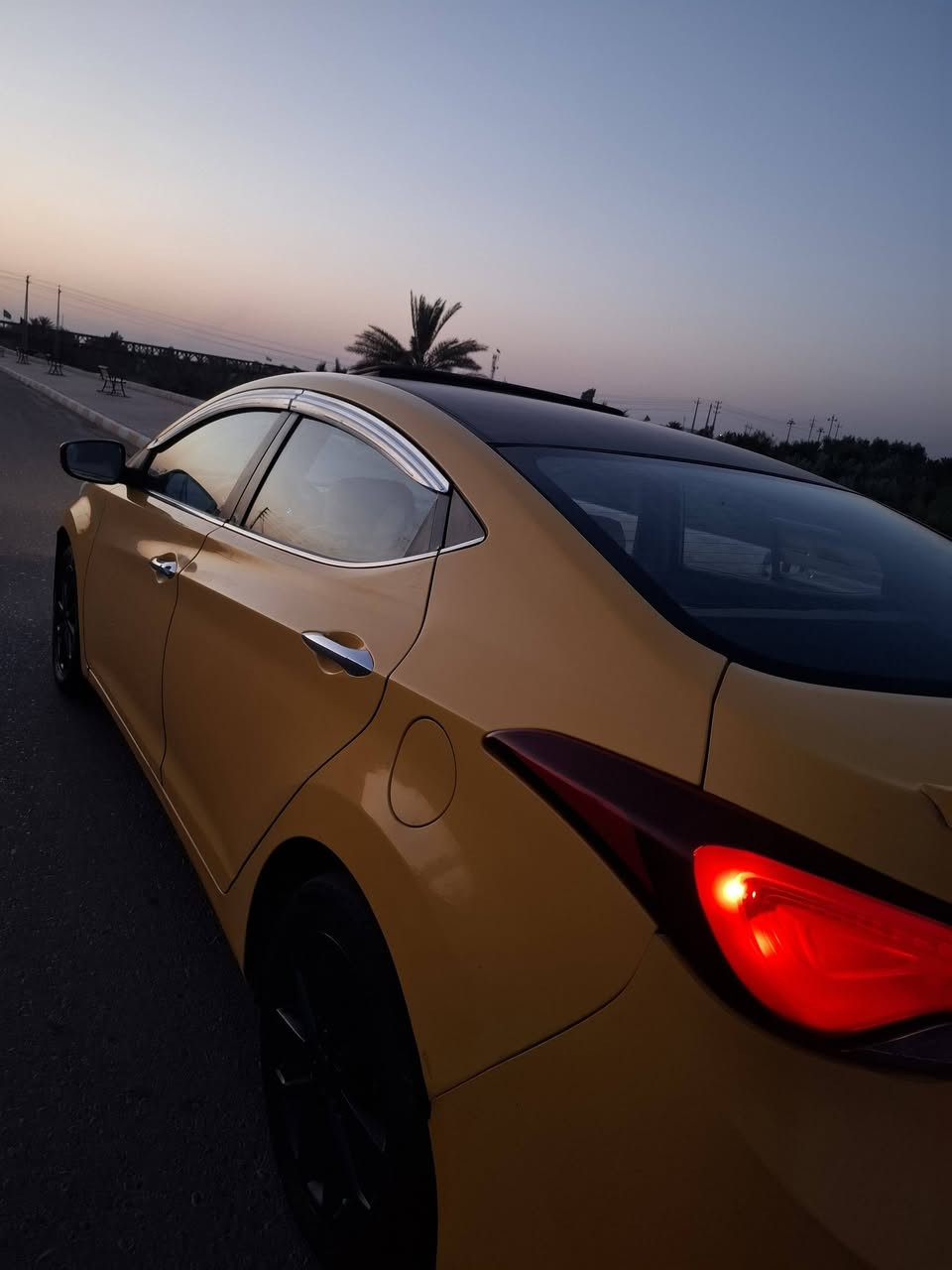 للبيع تكسي  هونداي الانتره 2015 خليجي فول مواصفات
بصمه  شاشه كبيره كامره دواره حساس تحكم ستيرن مثبت سرعه فتحه قماره (تنته)مكينه 1800 دوش وكير وحداديه  خير من الله رقم ميسان بسمي تحويل مباشر السعر 105 عنوان ميسان الاستفسار الاتصال ع رقم ***********
