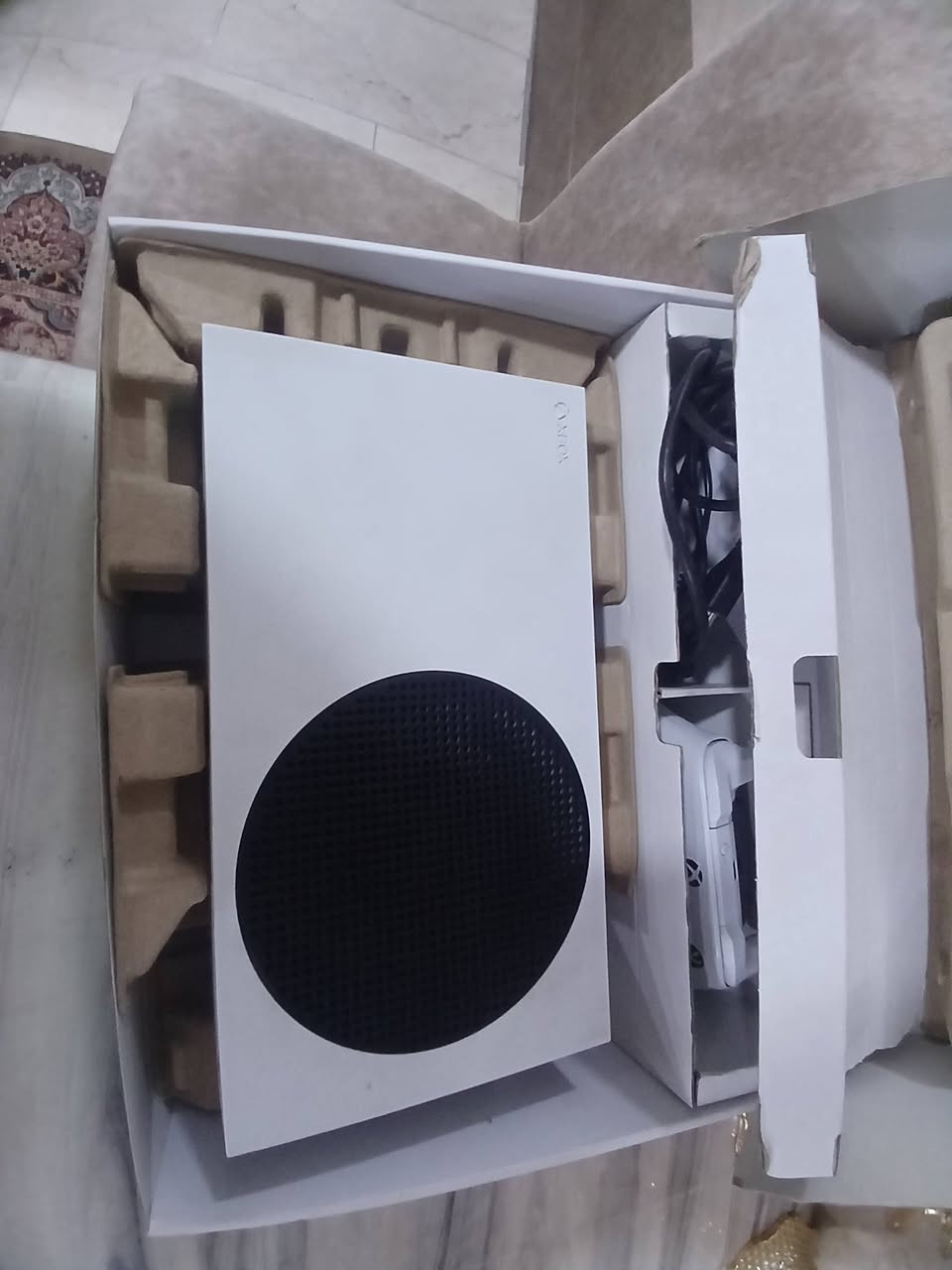 سلام عليكم
اكس بوكس سيريس اس
ذاكره 512
مع ماوس وكيبورد ار جي بي وماوس باد ويد فيه بطا


**إذا كنت صاحب هذا الإعلان وتريد حذفه لأي سبب، رجاءا أرسل رسالة إلى الدعم الفني**