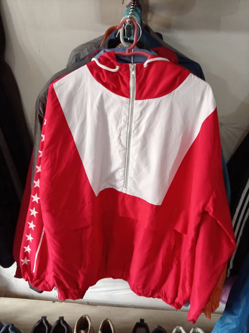 تخفيضات هائلة من محلات أبو علي
#قماصل_شبابية_وولادية_وبناتية ب #٣٠٠٠_دينار فقط
#٣_آلاف دينار فقط 

#العنوان
الشارع المقابل لشارع حسينية أسد الله ومجمع محمد كمال الطبي
#قرب محلات بيع الدجاج والطيور قرب إعدادية صناعة طوز
#مقابل قصابة الرافدين ومكتبة الرافدين وكهربائيات غسان عساف 
#بجوار مخبز عباس ممش


**إذا كنت صاحب هذا الإعلان وتريد حذفه لأي سبب، رجاءا أرسل رسالة إلى الدعم الفني**