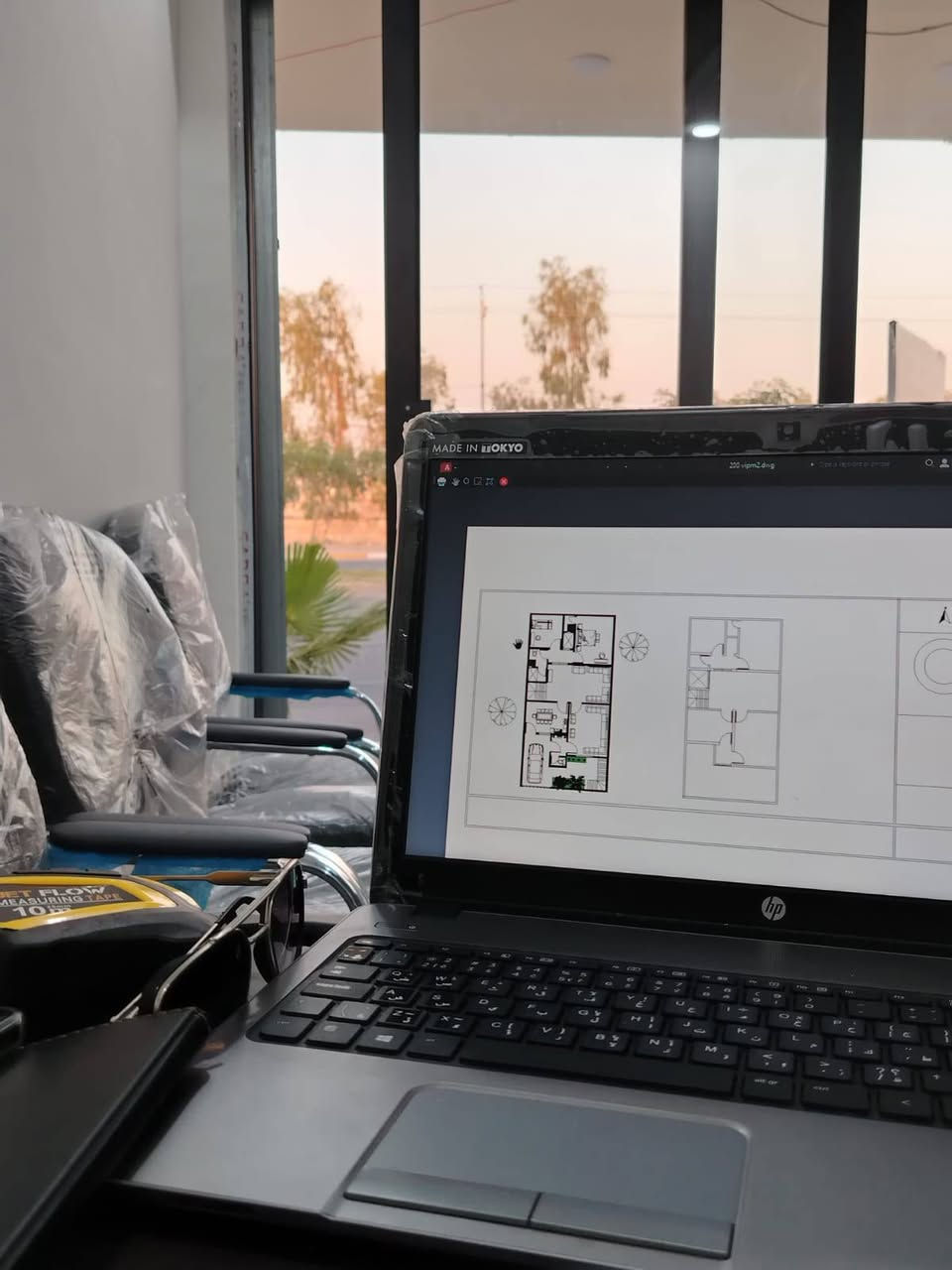 🟠Plan Design 200m2 
تصميم خارطة طابقين 200 m مربع  VIP

- واجهة عصري ومميز .
- يحتوي على اثنين غرفة نوم ماستر سويت وغرفة نوم ابعاد مريحة. 
- كما موضح باقي التفاصيل على الخارطة .
- لايحتوي على مطبخ حار ، لان هذا تصميم VIP ويحتوي نظام غاز مركزي . وآمن .
- يحتوي على درجين خارجي وداخلي ، نظام عائلتين .
- يحتوي على نظام التبريد المركزي .
- تهوية المنزل والروائح يحتوي على مناور عدد ٢. 

طبعاً تصميم من التصاميم العصرية الفخمة ويتوفر تنفيذه بفئات الاقتصادية -  متوسطة - ممتازة - Vip 
 
اذا حاب بيتك المستقبلي يكون مميز وبتصميم مدروس ويلبي متطلباتك وميزانيتك ، زورنا للمكتب 

تصميم - تنفيذ وأشراف - حساب كلف وكميات - استشارات - حلول مشاكل رطوبة وعزل وتشققات 

للتواصل والاستفسار 📞     ***********
عنوان 📍كركوك - سايدين كورنيش - قرب منفذ كركوك
