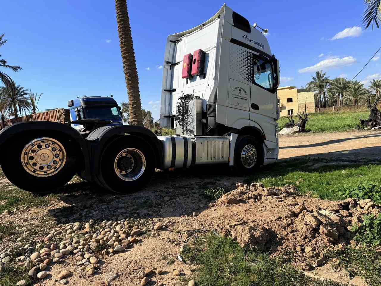 السلام عليكم للبيع اكتروس وحش موديل 2015 حجم 2551 تخم تاير ويل كب جهازه الشغل السياره سنكل بلادي شوته  خلفيه سقف ليزر فول موصفات ماعده الكامره رقم سليمانيه تحويل مباشر مكان السياره بغداد التاجي السعر 5 شدات وبيهه مجال الشراي
للستفسار اتصل 
***********
***********
0751 578 0729
