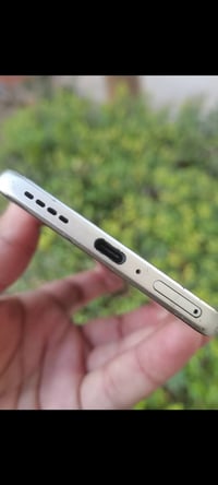 انفنكس نوت 40 s ذاكرة 256 مكفول من العطل ولفتح وتصليح بدون ملحقات جهاز...