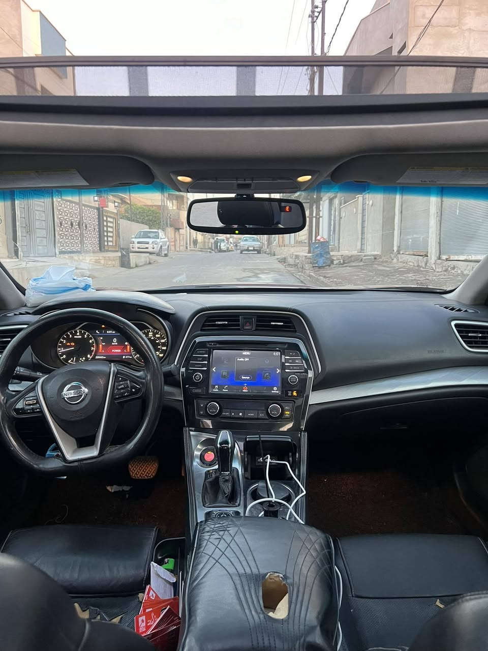 السلام عليكم ورحمه الله وبركاته 
-سيارة نيسان ماكسيما  2016  
-  فول اوبشن مواصفات المعروفة 
- محرك 3000  
 -  بانوراما  
-  شاشة كبيرة تدعم كار بلي واوتو 
كير مبدل مال 13 المرغوب
- الكراسي الأمامية تحكم كهرباء مع الستيرن نظام تدفئة 
-  ابواب بصمة
-رادار امامي وتثبيت سرعة 
-كاميرات خلفية 
-كشنات جلد لون اسود مع الدواخل   
ـ حساسات أمامية وخلفية 
- حادث جاملق يم الساق كدام بدون دواخل 
- وبعد هواية بيها مواصفات
 استخدام شخصي 
- رقم اربيل مكان الموصل 
بيع او مراوس 
سعر 125 
*********** واتس اب
