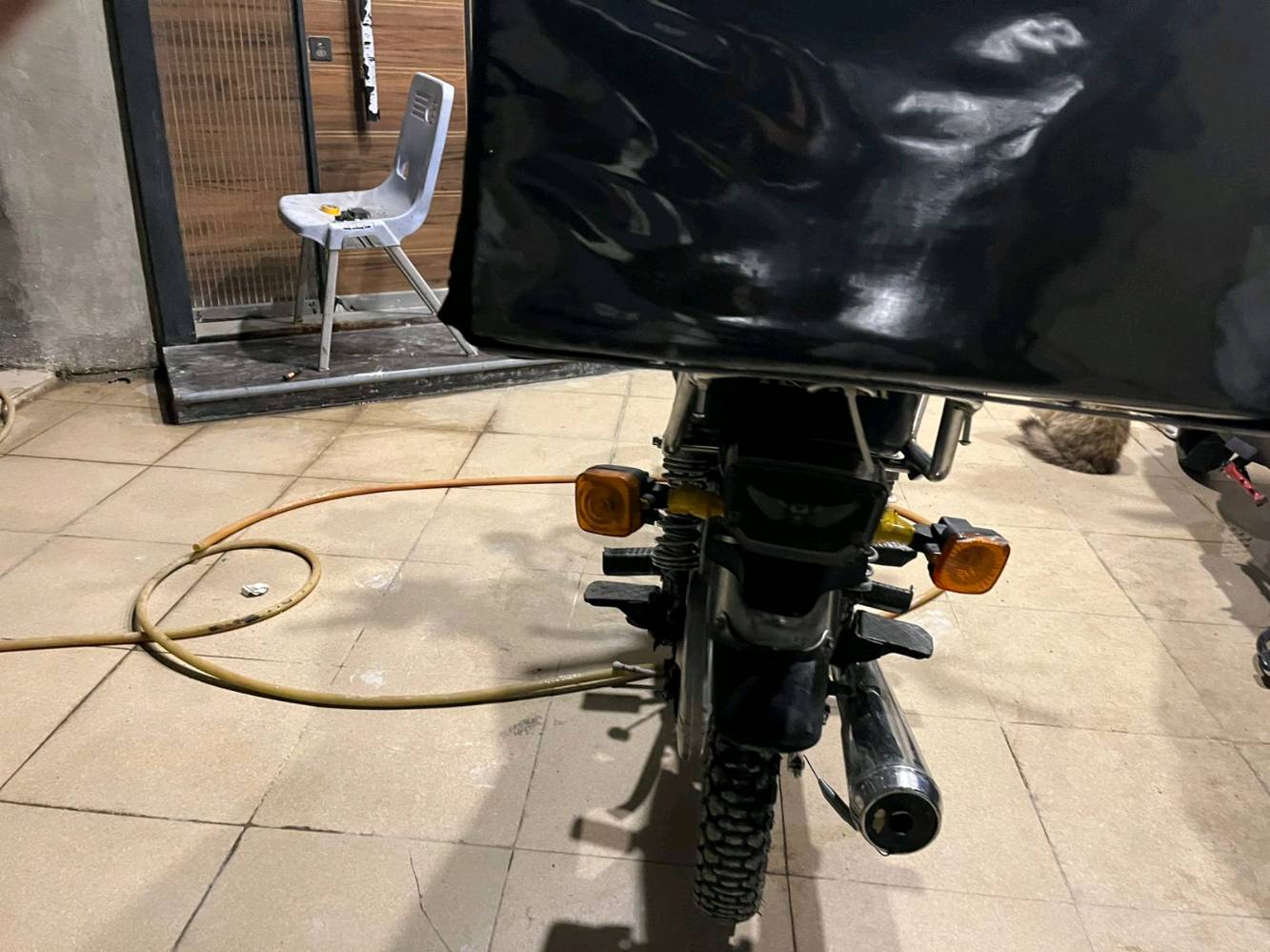 سلام عليكم عندي دراجه ايراني 5 كير سيفان مديل 2023 الدراجه خير من الله كهربائيات كله شغاله بيه ضفيره جديده بك لايت جديد اشاير جديده باتري جديد سيبايه جديده عقل جديد كابريتر جديد كفرات الصفاح جديده بانزات جديده عداد جديد سلف وهندر جدد بيه دهن جديد صالنصه جديده ويلات جدد تايرات جدد ملف جديد ما ناقصه اي شي اوراقه كامله سلف وهندر السعر النهائي 600 بيه مجال مكان بغداد البنوك قرب مركز القدس رقمي *********** 