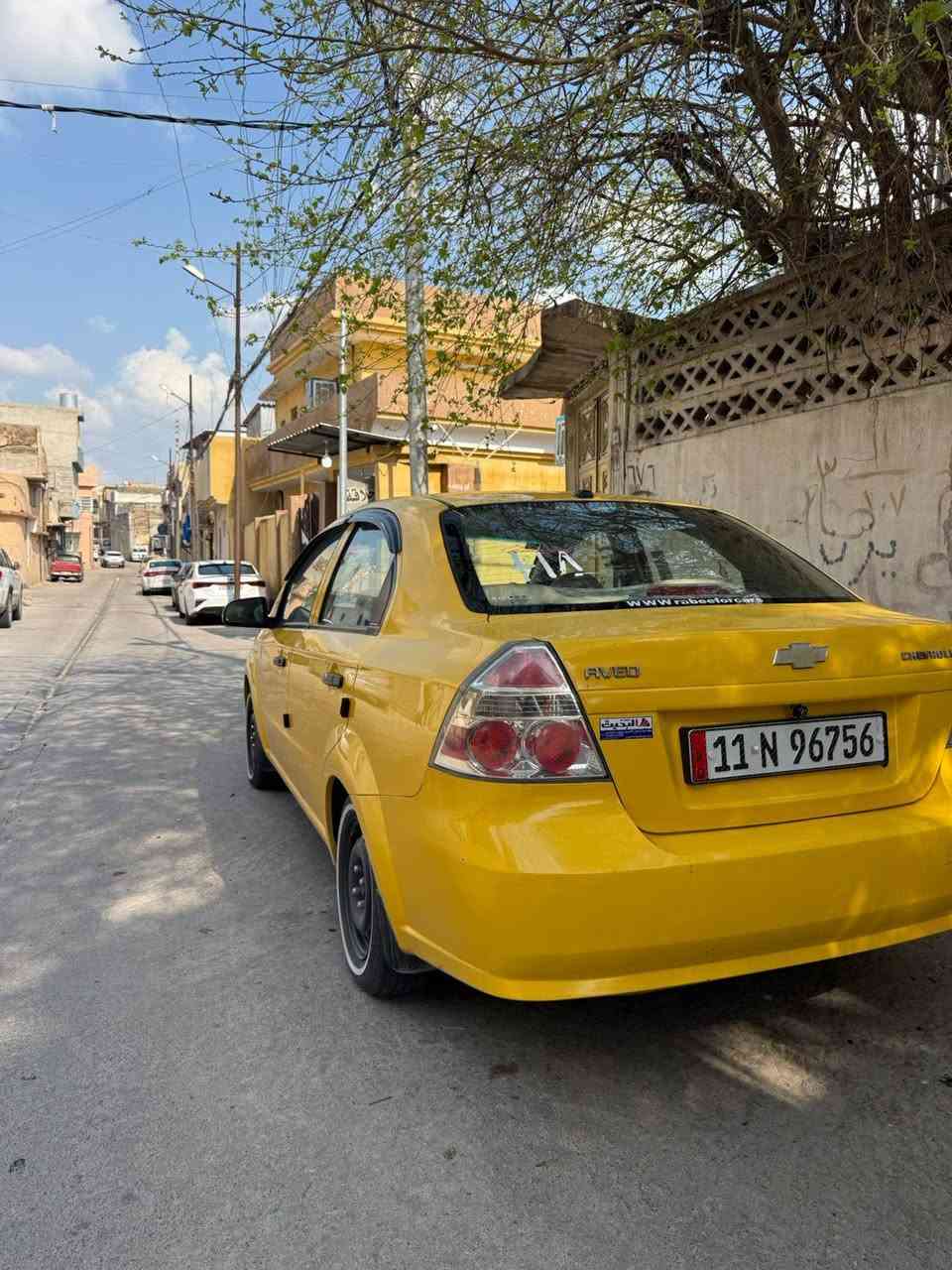 السلام عليكم افيو البيع ٢٠٠٩كوري السياره بدون ضرر تلقيط مال تكسي هيئه وغرامات مصفره تخم تاير جديد تبريد ثلج طخم امامي اشويا تعبان السياره حلوه حيل رقم بغداد السعر ٦٠ وبيها مجال قليل العنوان موصل الايسر /***********/***********
