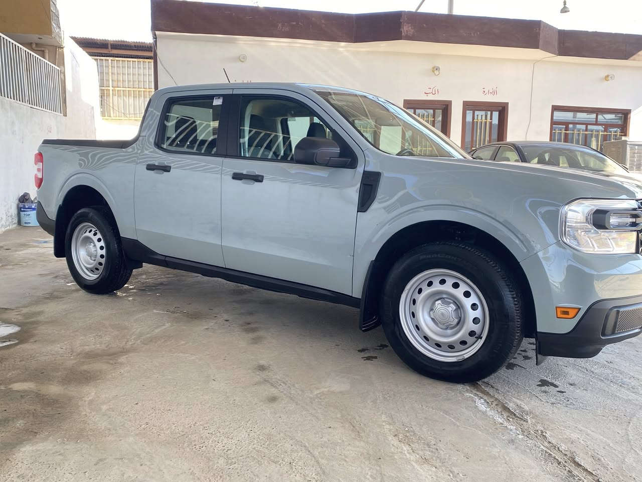 للبيع أو المراوس حسب القناعة
فورد مافرك XL هايبرد 2024
🔹 محرك 2.5 هايبرد / 4 سلندر
🔹 ماشية 7 آلاف 
🔹 رقم بغداد
🔹 بدون صبغ وبدون تبديل
🔹 بارد بلجاملغ 
🔹 ما بيها أي أرباك
💵 السعر: 187 بيها مجال بسيط
📍 الموقع: سامراء
📱 الاتصال: ‭0772 305 4947‬
