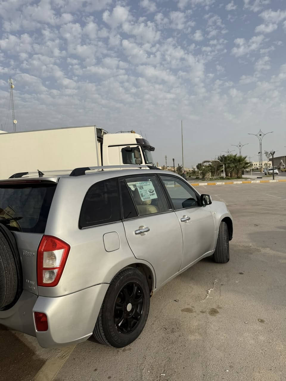 تيكو 2013
محور محرك كوري 2000 
السيارة جااااهزة للاخير ترايك وين متريك 
لايت زنون تحكم ستيرن حساسات خلفيه 
بلوجكترات اماميه وخلفيه فتحه بالقماره
كير محرك حدادية تبريد 
علماً مصبوغة للجمالية فقططط بدون اي حادث
السعر 60 مجالها بسيط 
العنوان الناصرية 
***********
