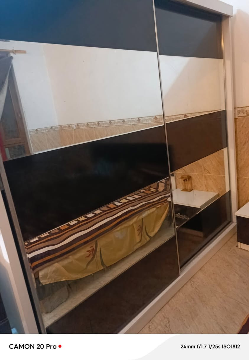 غرفة نوم مستعمله للبيع العنوان اربيل
السعر خاص او *********** واتس
