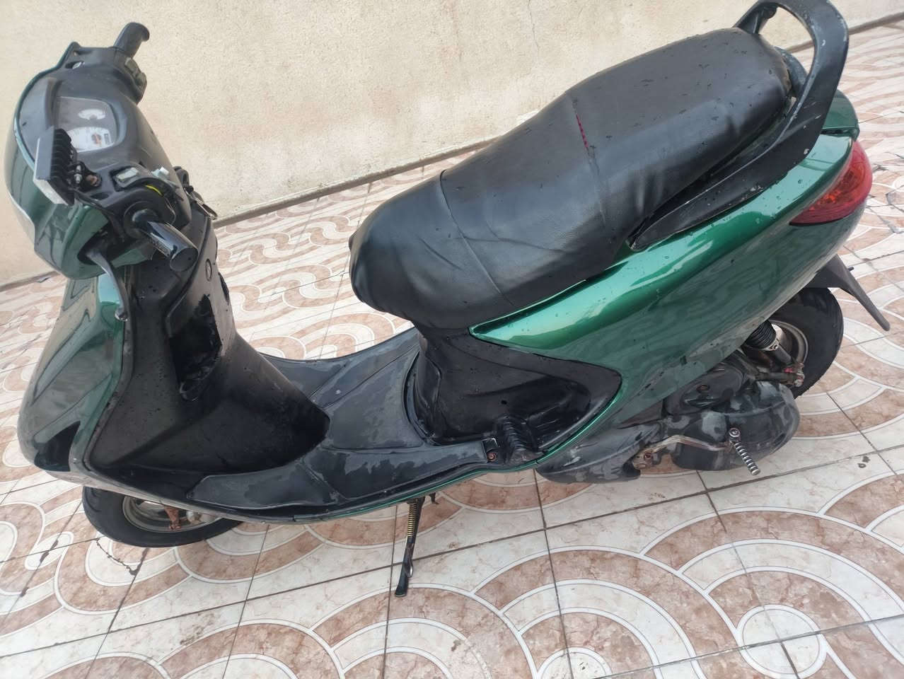 دراجه لبيع مفتوحه بس مره وحده كلشي شغال سلف شغال بس راجز ما بيه مكاني تنومه نهر حسن السعر 450بيه مجال  رقم ***********
