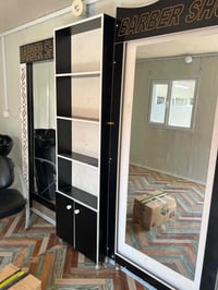 طقم مراية وفاترينة