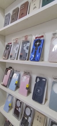 🎉عرض العيد  🔥🎉 📱 الكفرات فقط بـ 1000 دينار بس! ⚡ شواحن أصلية وسريعة: 🔹...