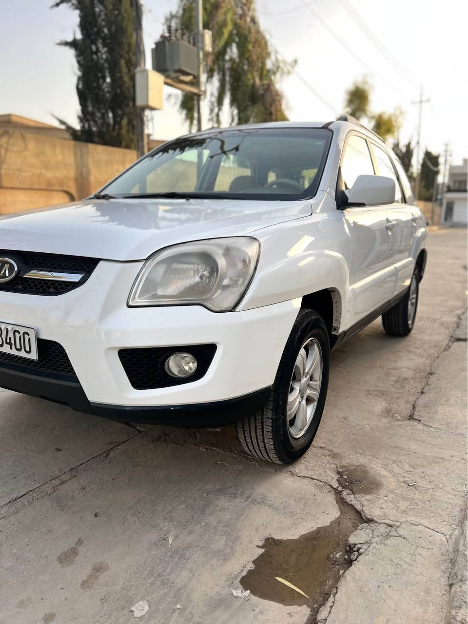 کیا سپۆرتاج 2010 فول مواسفات 
Abs 
سلاید 
ناوزەرد 
گێڕ و مەکینە بەشەرت نەکراوەتەوە 
سەرف و بوخاری نیە 
لە چەمچەمال
تەنها یەک پەڵە بۆیاخی هەیە سەیارەکە لەگەل ٢ تعدیل سارد 
هیج تری نیە
سەیارەکە لە شەریکە ڕاکێشراوە تا ئیستا یەک دەستە سەنەوی و تا ٢٠٣٠ تازەیە. 
تحویل وکالە بەشەرت 
چەمچەماڵ
***********

***********
vip car شمشمل, السليمانية
