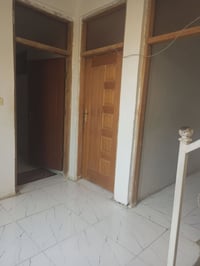 منطقة الاصلاح • ١٠٠م • ٦غرف