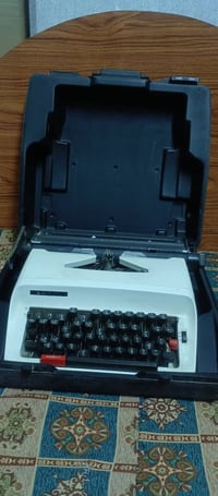 كاتبة • كوفاك • بسماية