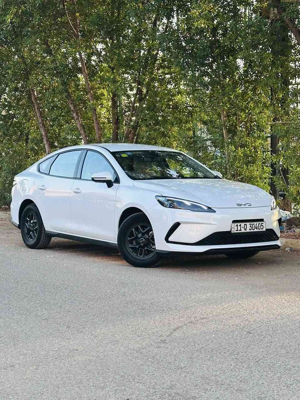 السلام عليكم للبيع BYD سيل 5  2025 رقم بغداد بسمي تحويل ثاني يوم ماشيه 4الاف مكفوله كفاله عامه عدا بيها شخط بصيط بالدعاميه الأماميه وياها بصمه وكارت السعر 19 وسبعميه الف  عراقي  العنوان بغداد البياع حي التراث
***********
