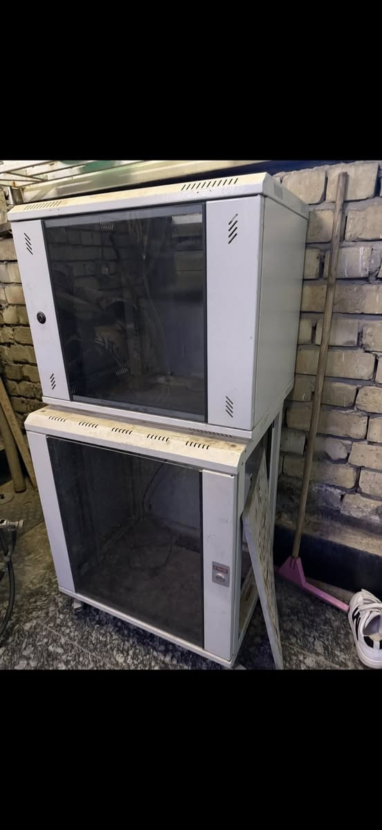 مرحبا
باج بنل 3 قطع 24 بورت كلهن ب 75
راكات 2 ب 90
سكترات rf قطعتين ب 75
للتواصل ***********
