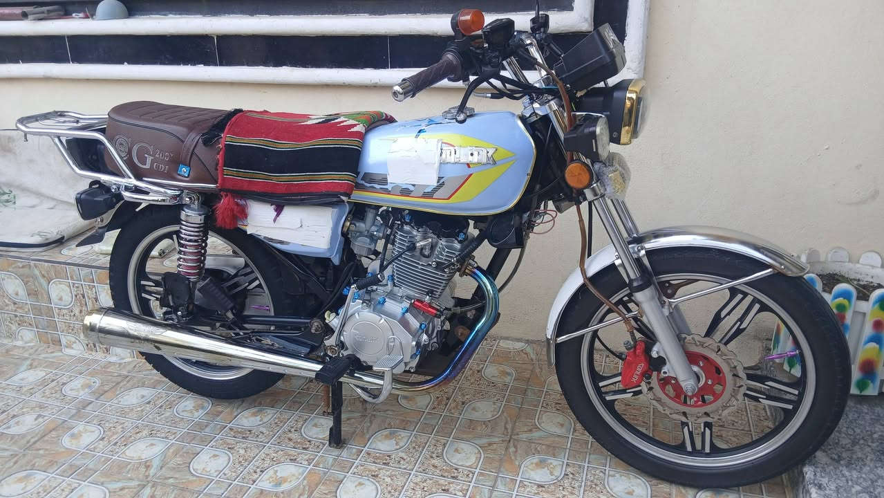 سيفان سونك للبيع موديل24 دراجه جديده واحلاا بعد من الصوره المكان  شارع 80مال النجف السعر 750وبيهاا مجال بصيط.   ***********
