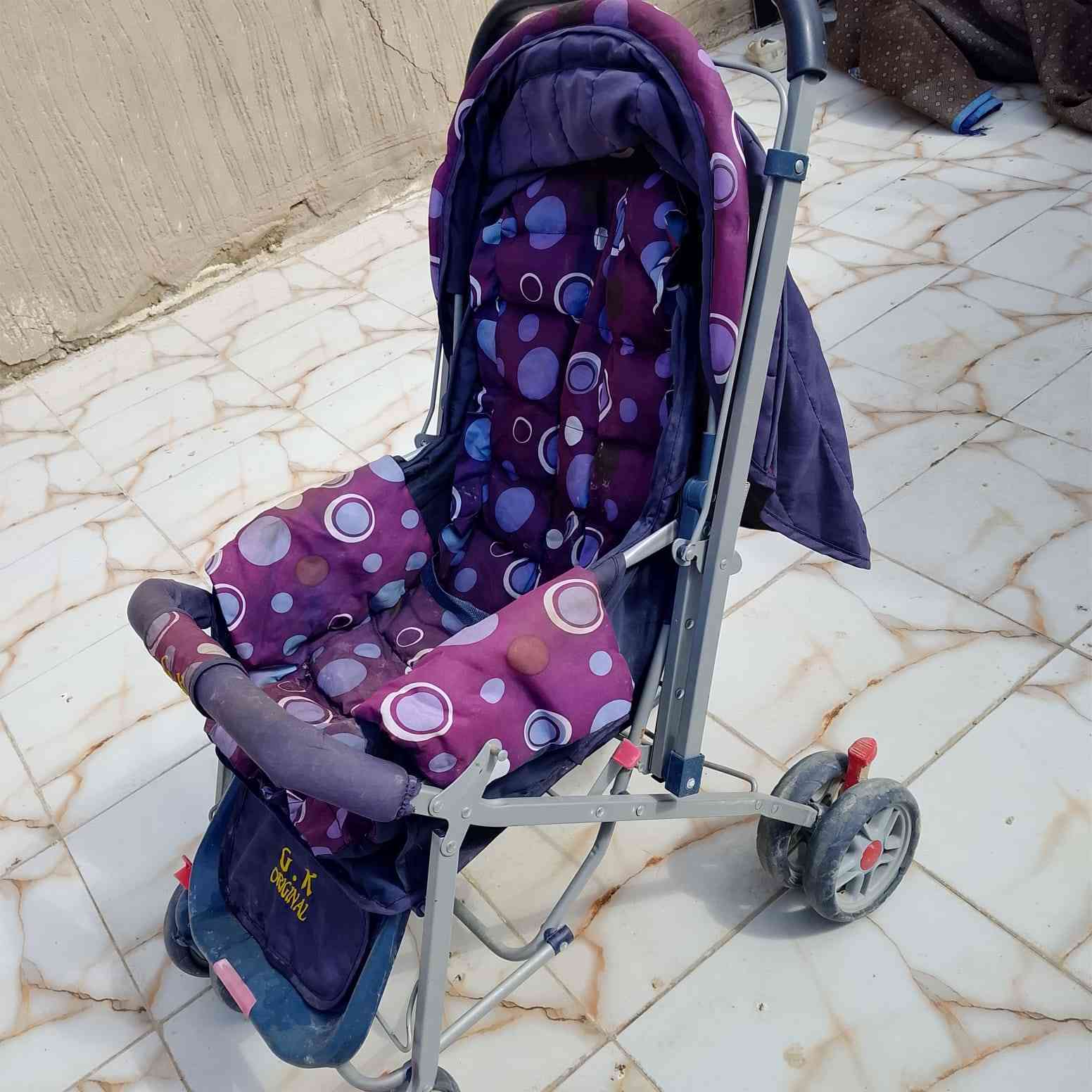 عربانة اطفال للبيع دبل تايرات وحزام امان اطفال بيها نضيفة عوزها بس غسل لان مامستخدمتها وضامتها السعر ب 30 وبيها مجال


**إذا كنت صاحب هذا الإعلان وتريد حذفه لأي سبب، رجاءا أرسل رسالة إلى الدعم الفني**