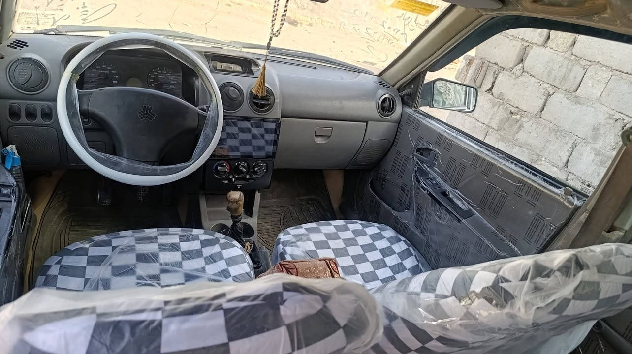 سلام عليكم شباب سايبه البيع موديل 2012 سيارة مكفوله من صبغ وتبديل وضربه جاهزة مكينة اكير حداديه كله جديد كهربائيات كله شغاله سيارة برغي ما عايزه كبل الشارع سعر نتصال على رقم ***********
