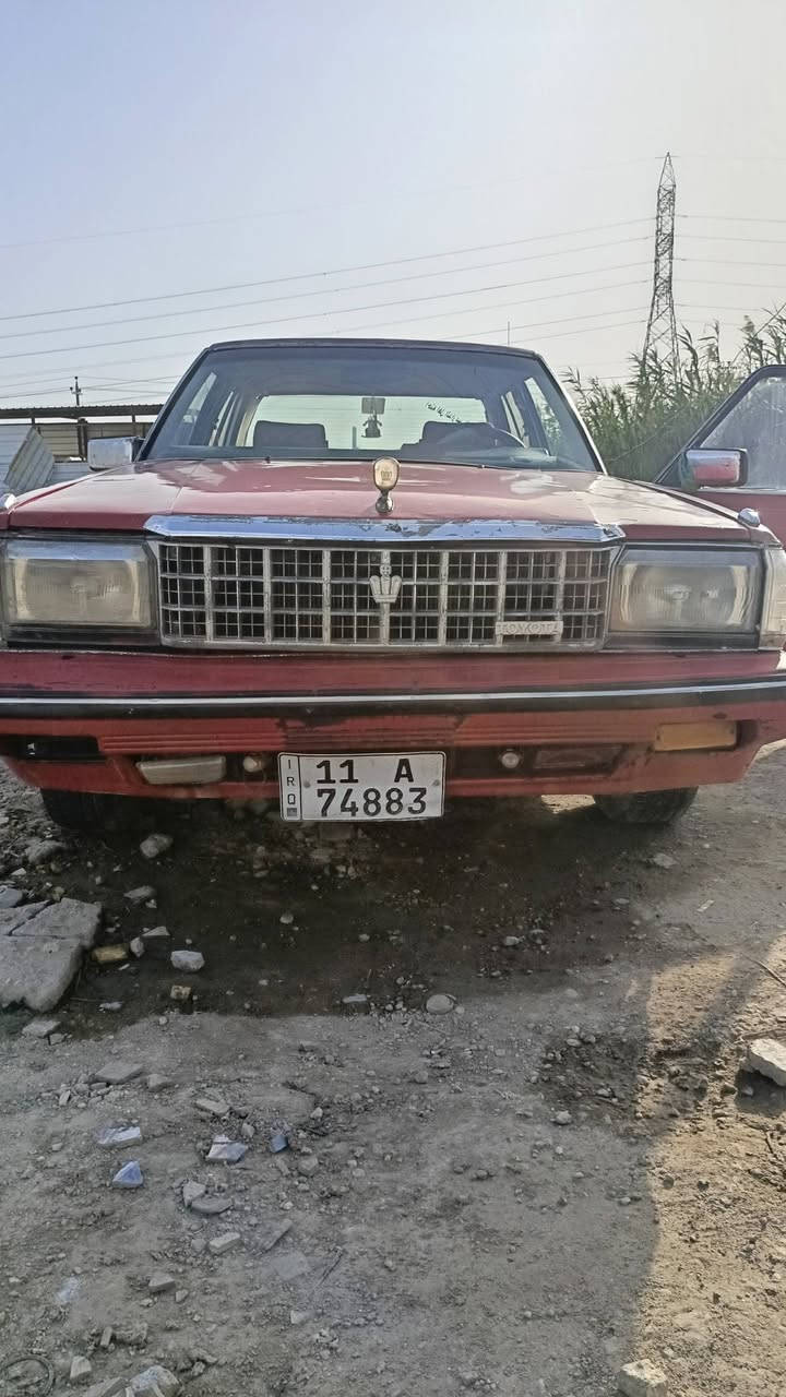 السلام عليكم
سوبر 85رقم نكليزي بغداد شرط مداور
مكينه وكير فيفيتي فيشه وحده كفاله 
حداديه 50بالميه
كهربائيات كله شغاله 
السعر 35
مكاني الناصريه الشطره 
***********
