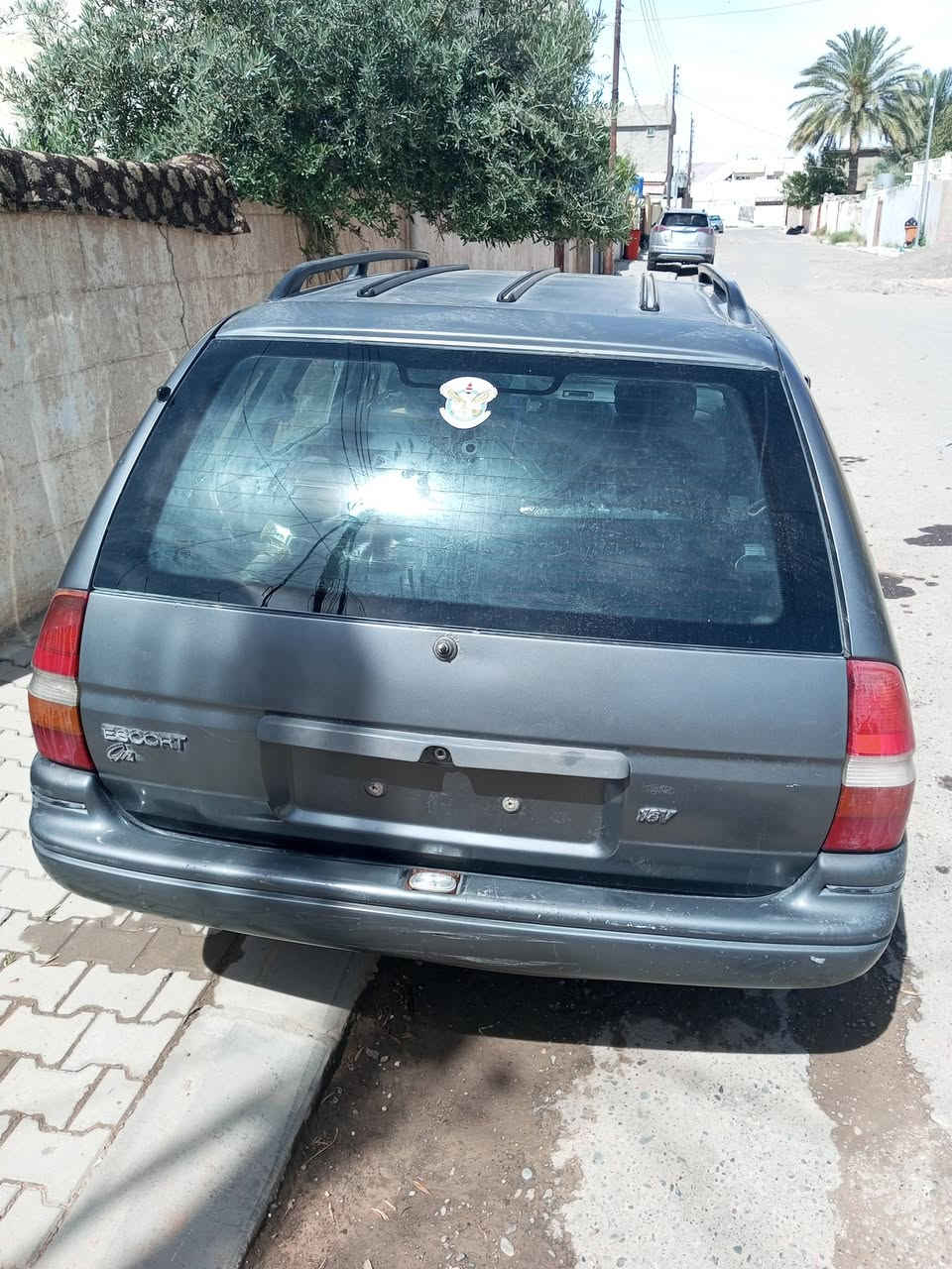 فورت للبيع كير محرك شرط رقم صلاح الدين سنويه خضره شرط وكاله وتحويل يرهم مراوس مكان السيارة بيجي السعر 15/ ***********
