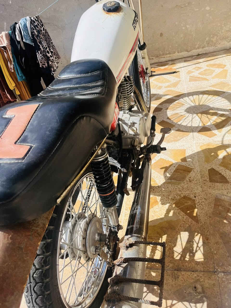 سلام عليكم للبيع دراجة نامة موديل 24 انطيك شرط تعليك فصلة سرعة السعر 425مكاني بيجي شارع الاميرات


**إذا كنت صاحب هذا الإعلان وتريد حذفه لأي سبب، رجاءا أرسل رسالة إلى الدعم الفني**