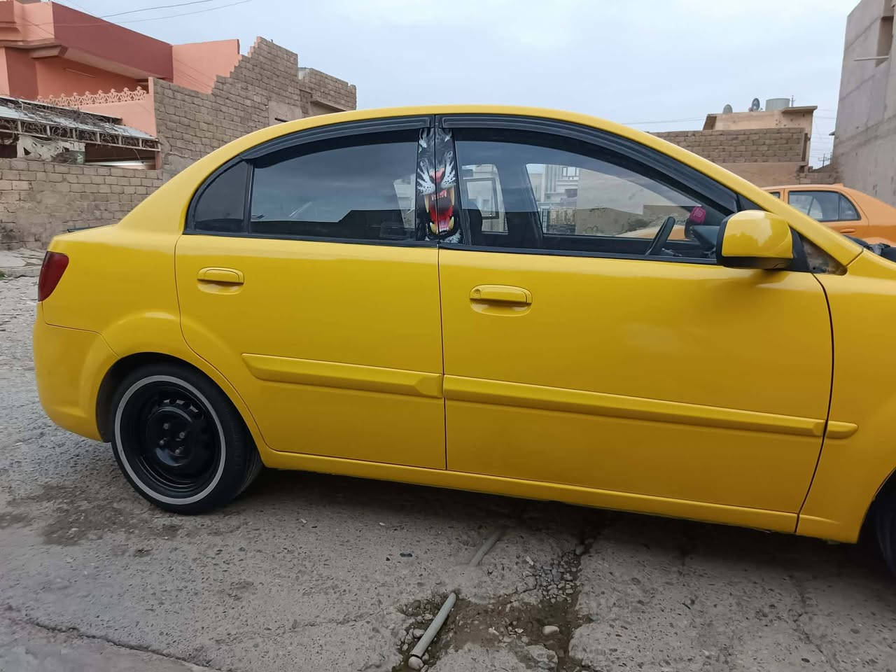 البيع
ريو 2010 امريكي رقم بغداد الماني هيئه وغرمات صفر كربون بيها بلا ضرر كود واحد مكينه 16 شرط كير اوتو شرط طخم تايه جديد طخمها كلو جديد دوشمه جديده سياره مصبوغه جديد وحلى من الصور شرط الوكاله والتحويل 
السعر 93 وبيها مجال 
اني مكلف بل نشر هاذا رقم صاحبها 
‏‪***********‬‏
