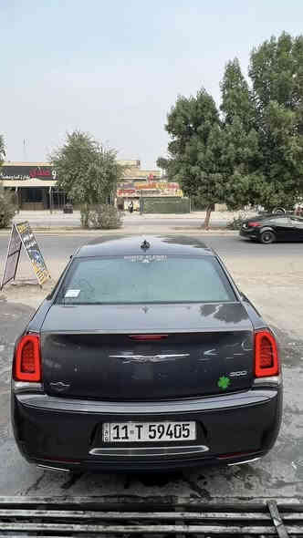 كرايسلر S3002018 
محرك 3.600 تو ويل 
بدون ايرباك فقط جاملغ خلفي وباب مبدل اصلي خلف السايق تبديل ودعاميه خلفيه مضروبه ومبدل اصلي صبعين بلحوض الخلفي فقط 
بدون فتحه بدون رادار 
كفاله 
كير 
مكينه
صدر 
عربانه خلفيه اماميه 
تايرات 
سياره جديده 
ونضافه فول
ماشي 300 الف 
مكانه بغداد 
تحويل مباشر  
*********** احمد العامري
سعر 215$ وبيه مجال بسيط 
مكلف بل نشر 
@الجميع
