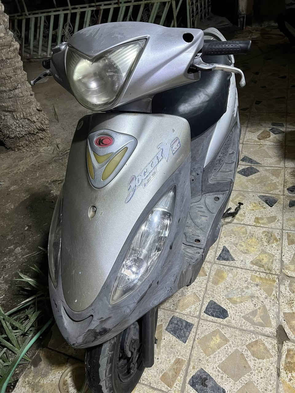 سلام عليكم كامكو في تو مديل 13 رمبة حاوية صارلة سبوع من طالعه من حاوية مامفتوحه مكفولة كلة شغالة مابيه نقص سعر 750 مكان ناصرية مركز ***********
