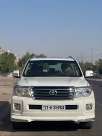 جميعاً لاندكروزر موديل ٢٠١٥ للبيع رقم بغداد دولي باسمي السعر ٣٥٥ثلاث د...