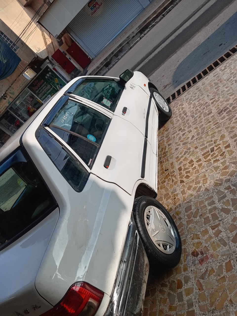 سلام عليكم
اخوان سايبا للبيع 
مديل 2011 
سنوية 2029 ارقام نينوى انكليزي 
كاربون بانزيين بيها 
مكينه بداية نفخ كير شرط 
آلًَسًــــــــعــــــــر 35وُبّـــــــيـــــــّهِآ مِــــــــجَآلَ للطيبين 
اخوان لموشراي لايخبر 
مكاني حي الصديق 

***********
