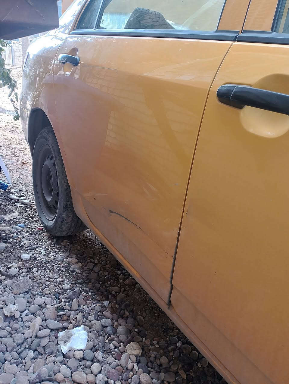 Byd f3 2019 للبيع
سيارة بيها كازكيت ابيع على حطتها وياها منظومة غاز 
السعر 58 ورقة اتصال ***********
