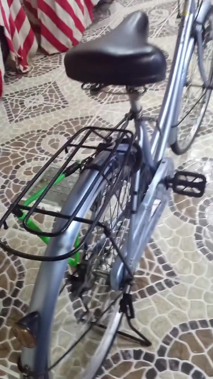 سلام عليكم بسكل لبيع حجم 26 نوعيه لا يبيس سعر 125بي مجال مكان كوكوك حي لنصر بسكل يابني


**إذا كنت صاحب هذا الإعلان وتريد حذفه لأي سبب، رجاءا أرسل رسالة إلى الدعم الفني**
