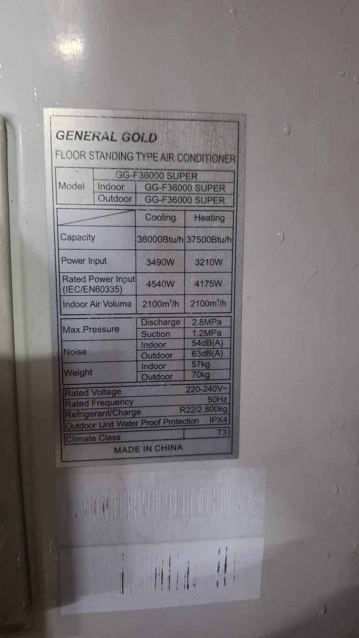 السلام عليكم.          سبالت طنين + 3 طن بدون اي نواقص كله بشرط اي خلل يرجع السعر ٣طن ٧٥٠ وثنين طن ٤٠٠  وبي مجال  توصيل موجود داخل بغداد فقط ***********
